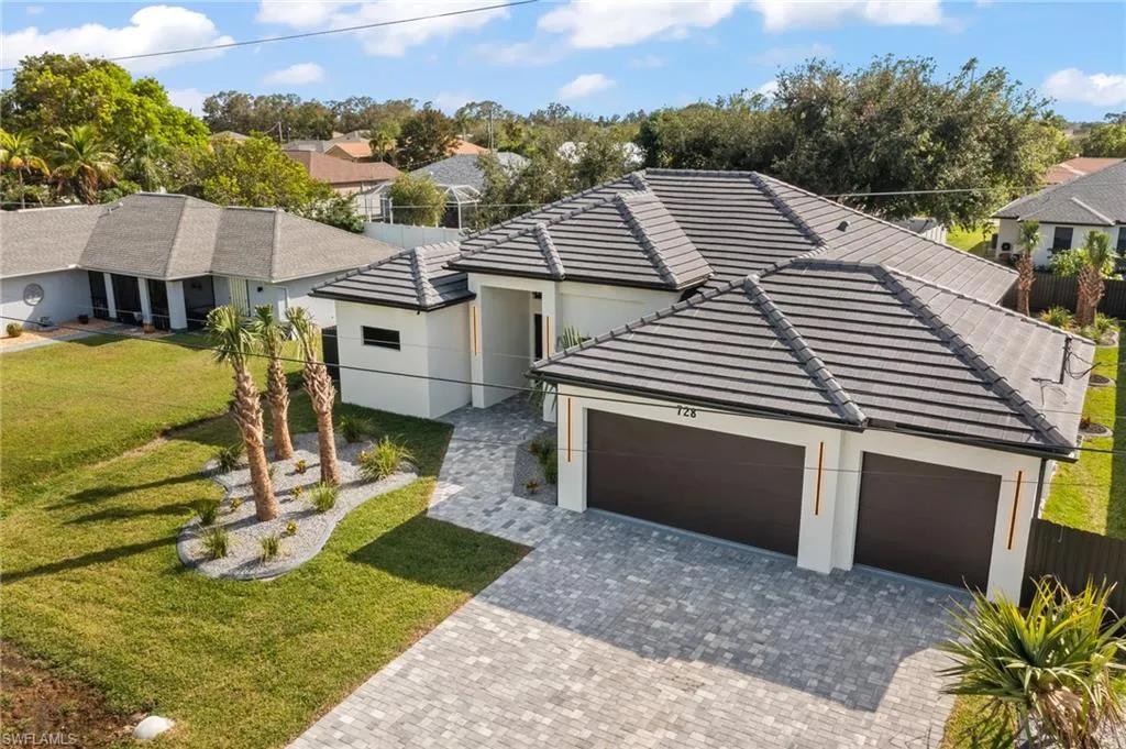 728 8th TER, Cape Coral, FL 33991,224090699