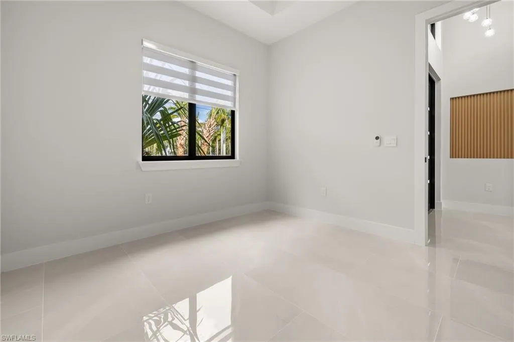 728 8th TER, Cape Coral, FL 33991,224090699