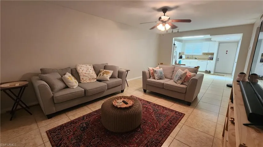 2121 Collier Ave 107, Fort Myers, Florida 33901