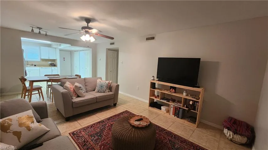 2121 Collier Ave 107, Fort Myers, Florida 33901