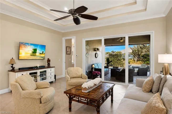 7014 Dominica Dr, Naples, Florida 34113