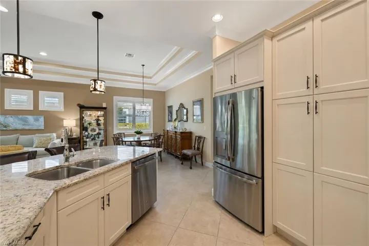 7014 Dominica Dr, Naples, Florida 34113