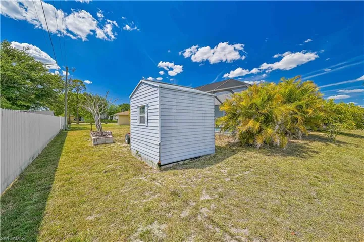 516 NW 4th  TER, Cape Coral, FL 33993