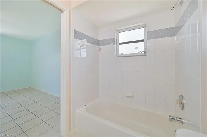 516 NW 4th  TER, Cape Coral, FL 33993