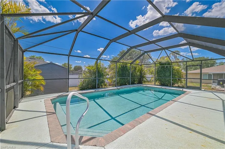 516 NW 4th  TER, Cape Coral, FL 33993