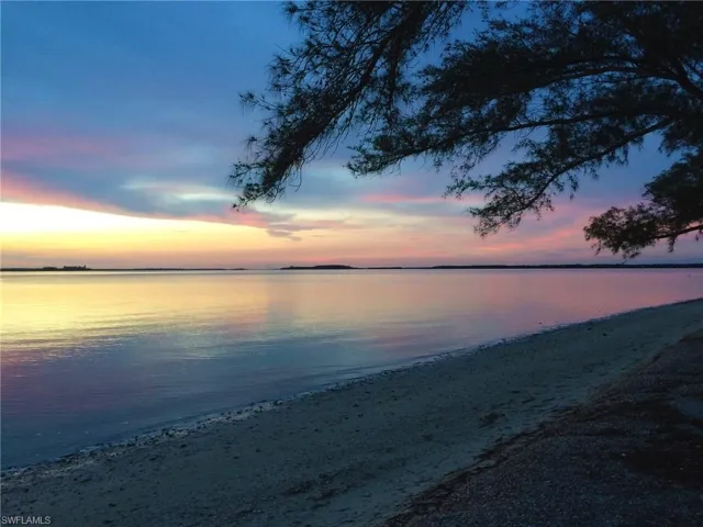 400 Rabbit Rd, Sanibel, Florida 33957