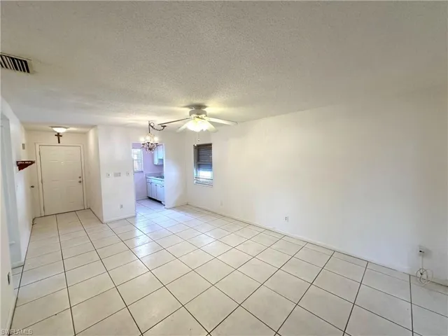 1113  Broad  CT, Lehigh Acres, FL 33936
