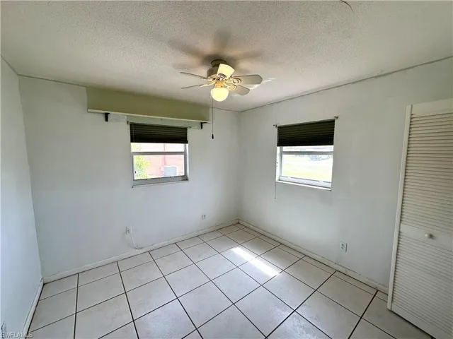 1113  Broad  CT, Lehigh Acres, FL 33936