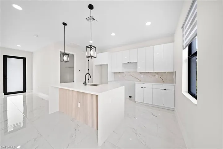 727 Drury Ave, Lehigh Acres, Florida 33974