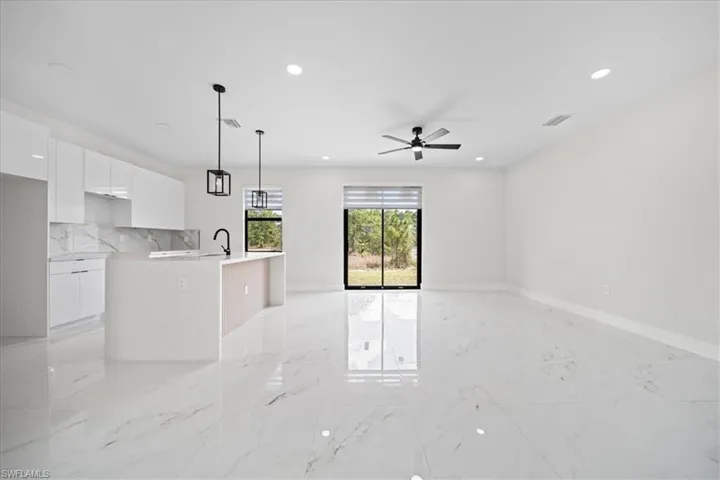 727 Drury Ave, Lehigh Acres, Florida 33974