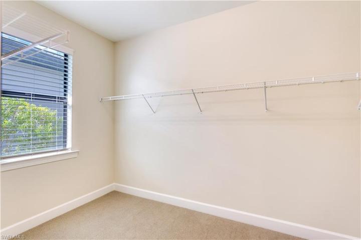Junior Suite Walk In Closet