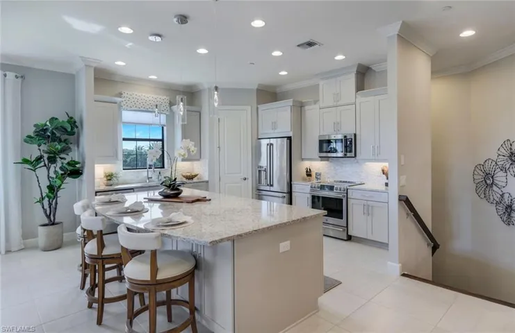 9685  Montelanico  LOOP, Naples, FL 34119