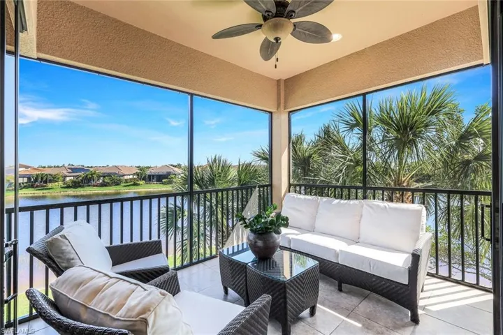 9685  Montelanico  LOOP, Naples, FL 34119