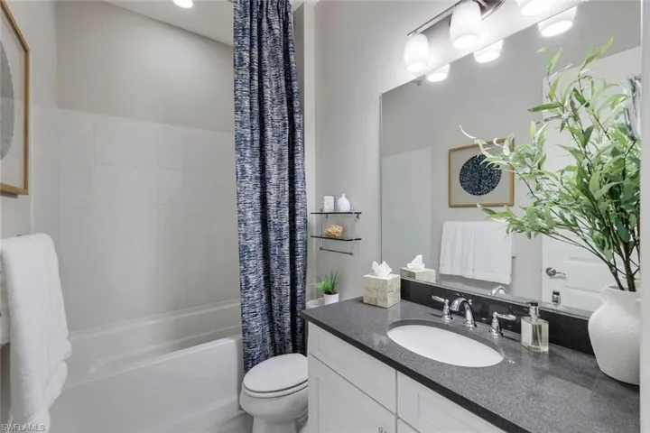 9685  Montelanico  LOOP, Naples, FL 34119