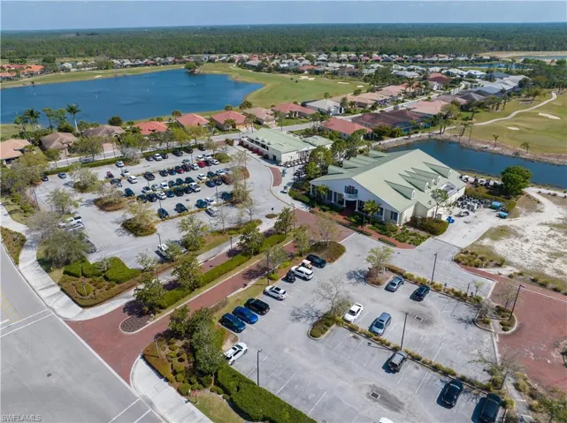 Expansive golf course and community with multiple water features