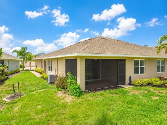 20587 Plumwood Loop, North Fort Myers, Florida 33917