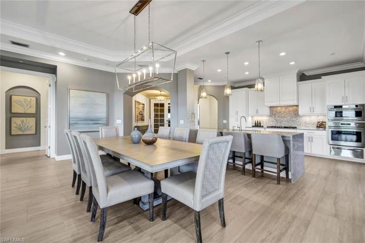 Formal Dining