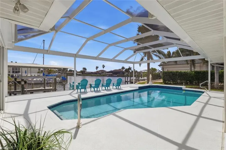 Oversized pool deck