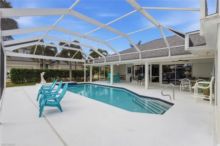 Oversized pool deck (expanded by the homeowner)
