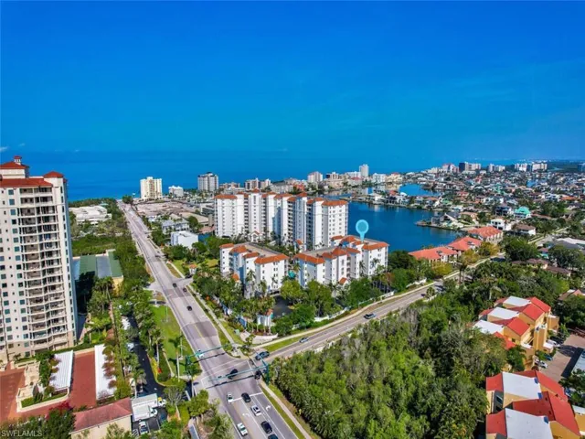 450  Launch  CIR, Naples, FL 34108