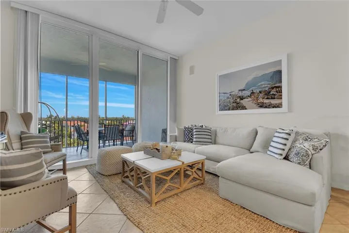450  Launch  CIR, Naples, FL 34108