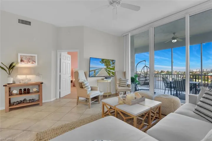 450  Launch  CIR, Naples, FL 34108
