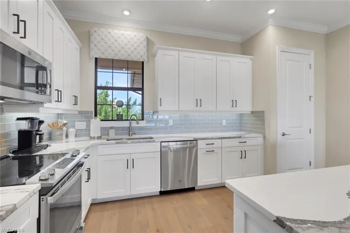 15256 Zeno Way 203, Naples, Florida 34114