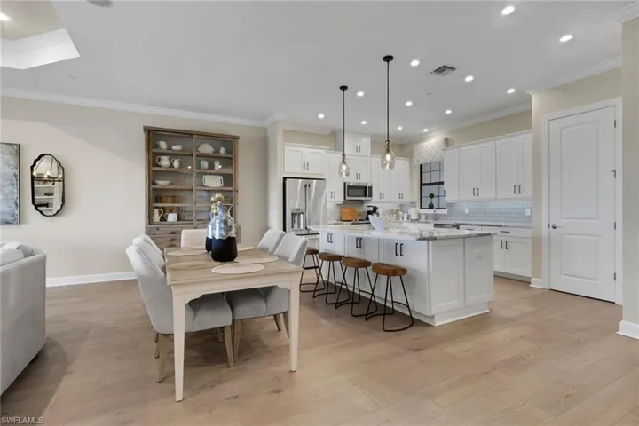 15256 Zeno Way 203, Naples, Florida 34114