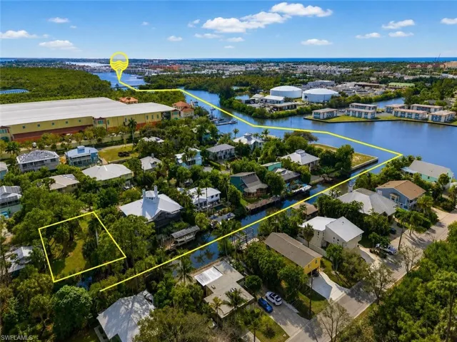 Direct Boating Access to Naples Bay & the Gulf