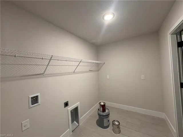 4007 Nw 20th St, Cape Coral, Florida 33993