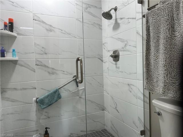 Main Bath all tiled shower