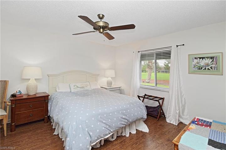Room for king size bed