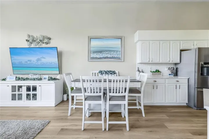 196 Skipping Stone Ln, Naples, Florida 34119