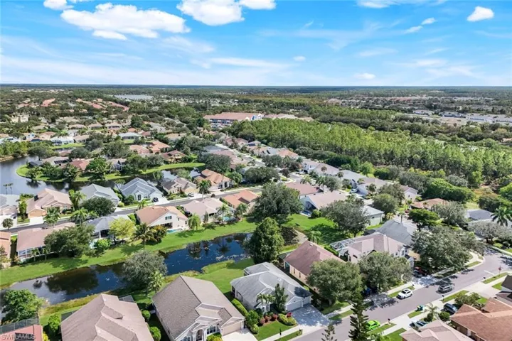 196 Skipping Stone Ln, Naples, Florida 34119