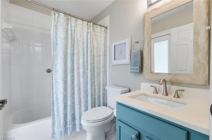 196 Skipping Stone Ln, Naples, Florida 34119