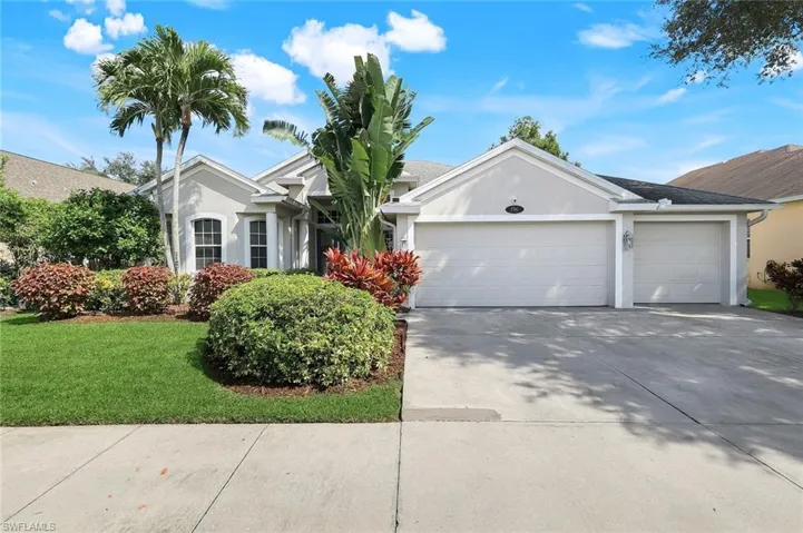 196 Skipping Stone Ln, Naples, Florida 34119