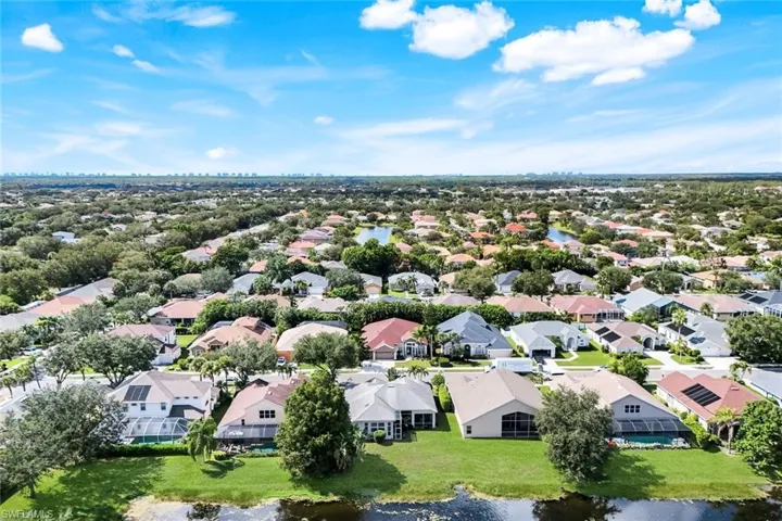 196 Skipping Stone Ln, Naples, Florida 34119