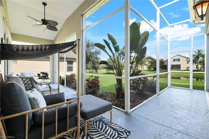 196 Skipping Stone Ln, Naples, Florida 34119
