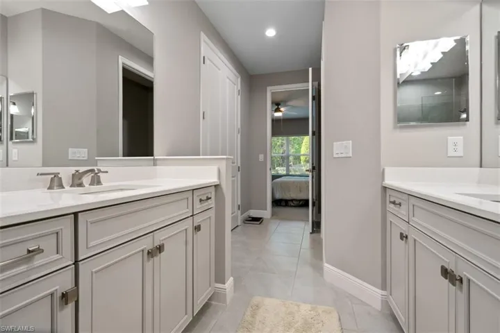 11627  Solano  DR, Fort Myers, FL 33966