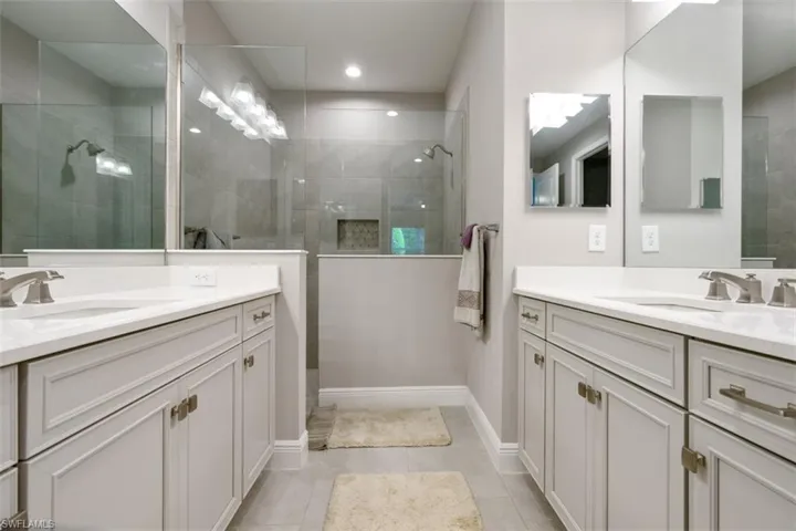11627  Solano  DR, Fort Myers, FL 33966
