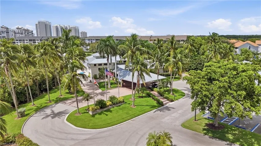 Tarpon Cove Beach and Racquet Club, memberships available