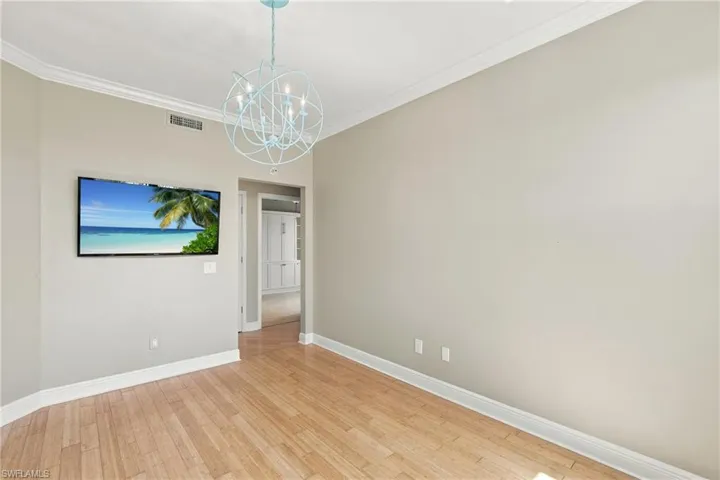 Den/Flex room