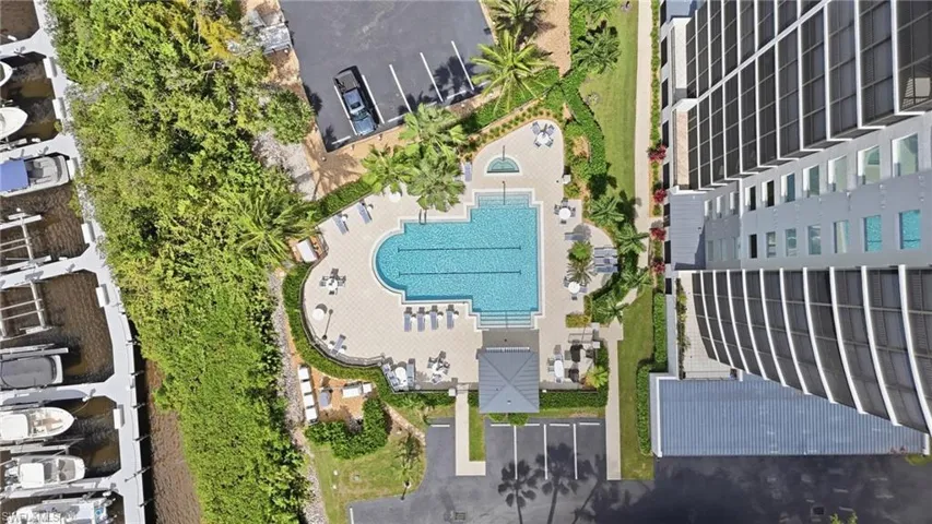 Aruba pool