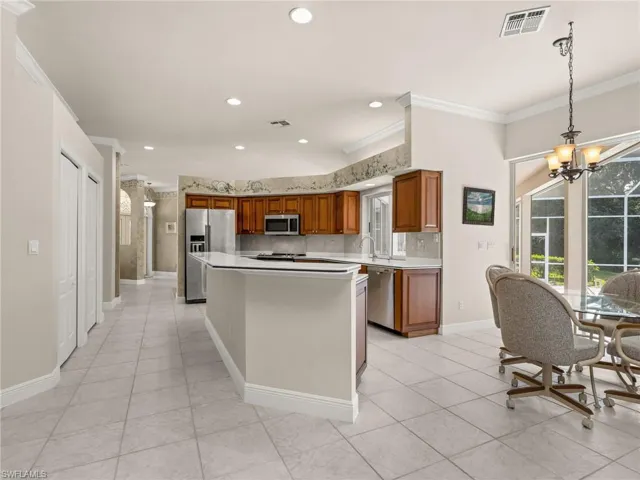 25870 Creekbend Dr, Bonita Springs, Florida 34135