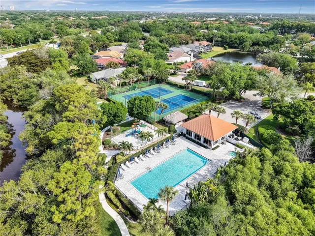 25870 Creekbend Dr, Bonita Springs, Florida 34135