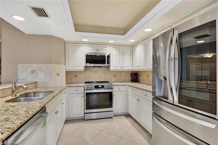 13235 Sherburne Cir 1602, Bonita Springs, Florida 34135