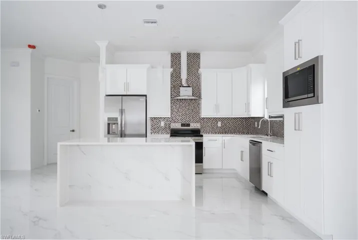 3500 E 15th  ST, Lehigh Acres, FL 33972