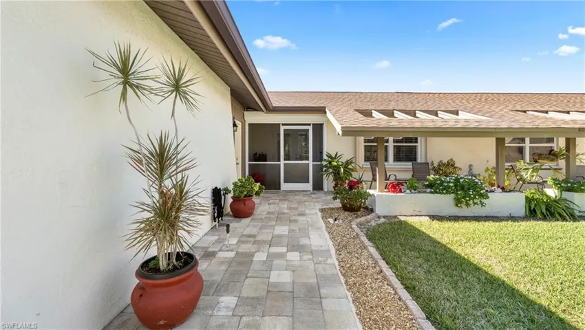 219  Charity  CT, Naples, FL 34112