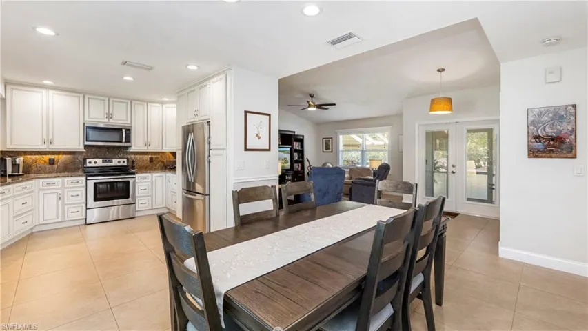219  Charity  CT, Naples, FL 34112