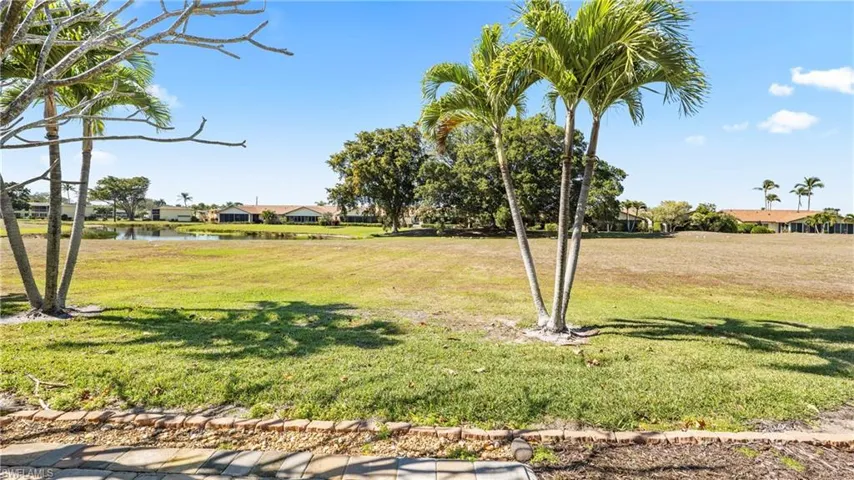219  Charity  CT, Naples, FL 34112